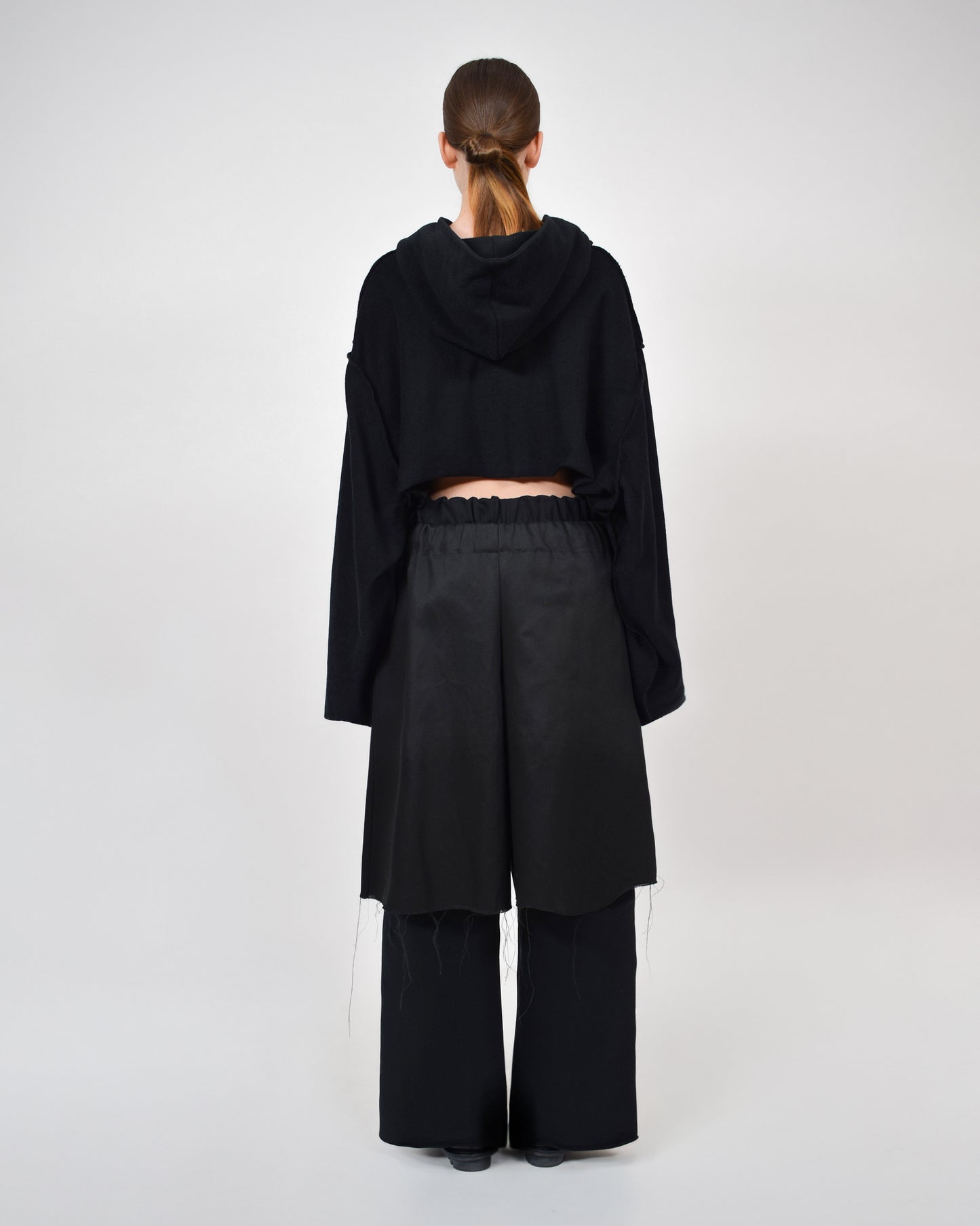 CROPPED INVERTED HOODY