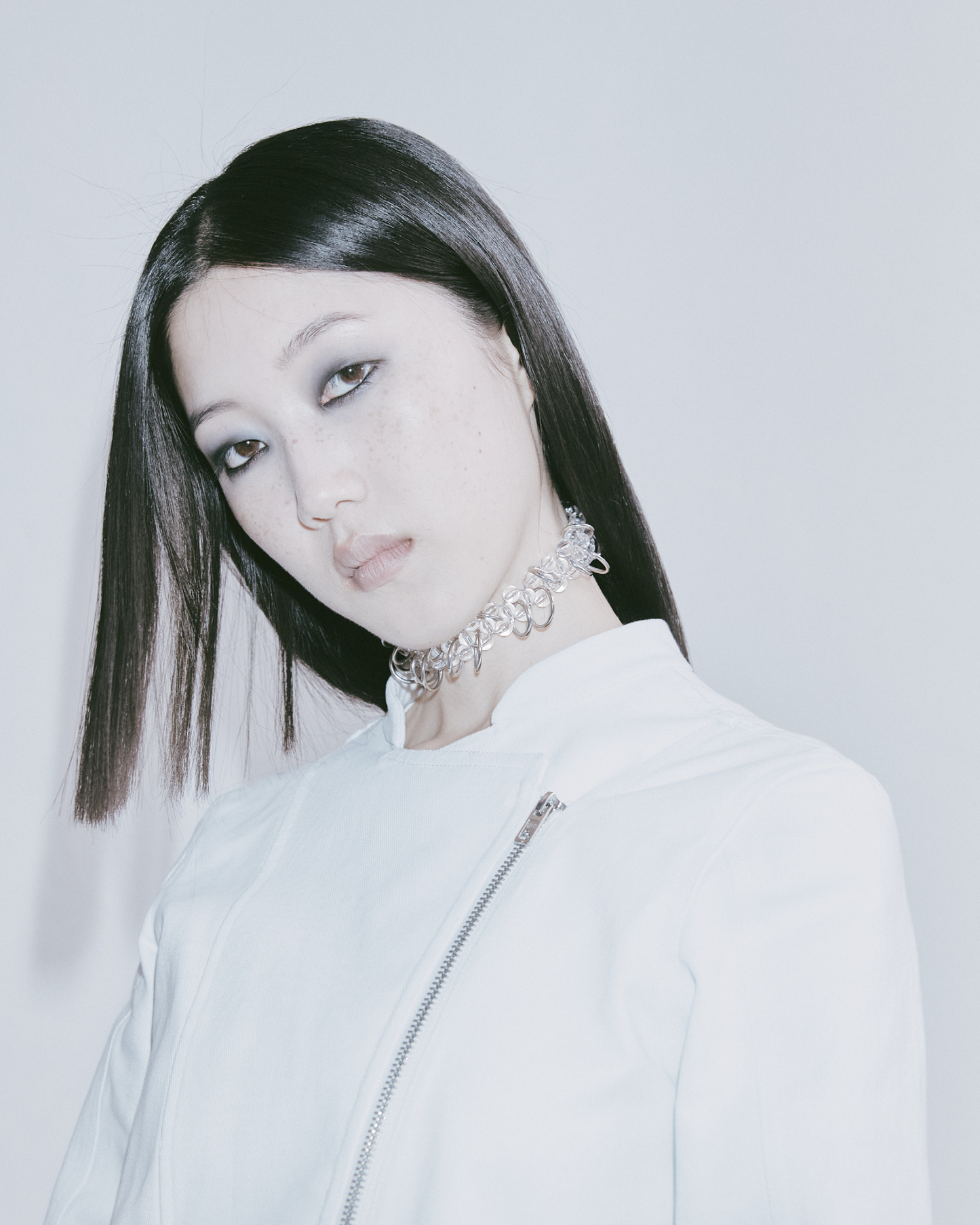 SHEER PEARL METAL RING CHOKER